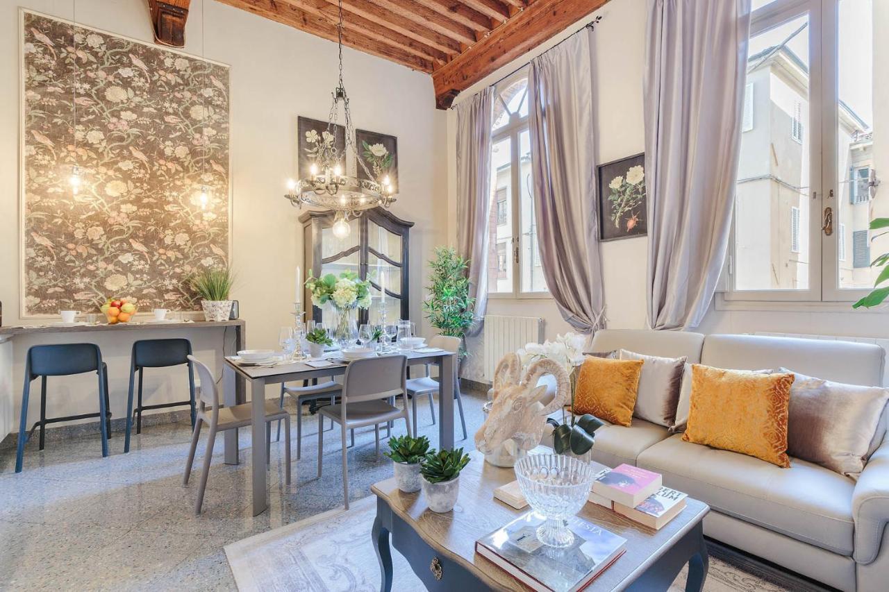 Апартаменты Casa Arias Лукка Экстерьер фото